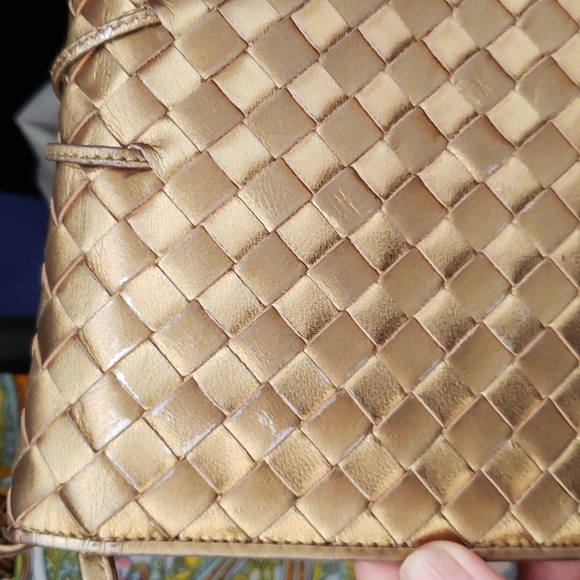 Bottega Veneta Intrecciato Metallic Gold Color Sling Bag - Picture 13 of 15